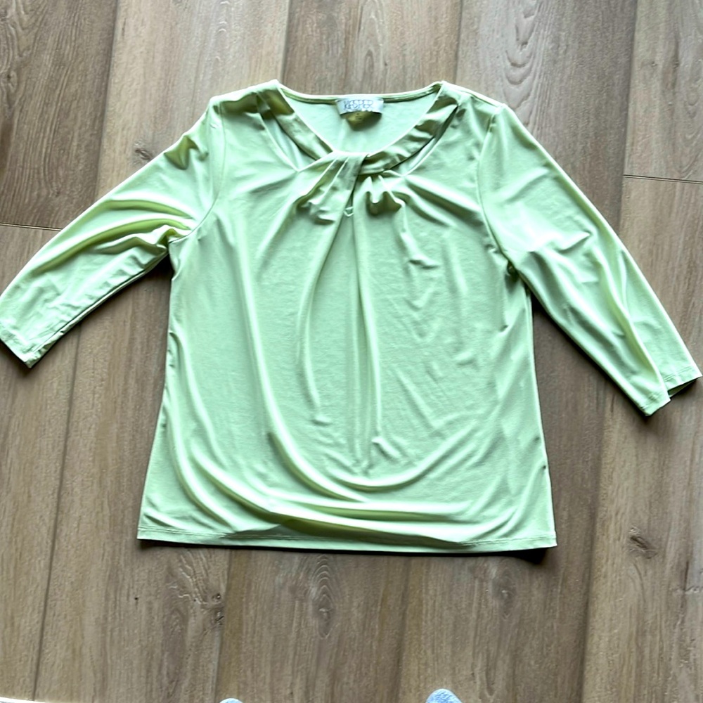 PL light green, 3/4 sleeve blouse